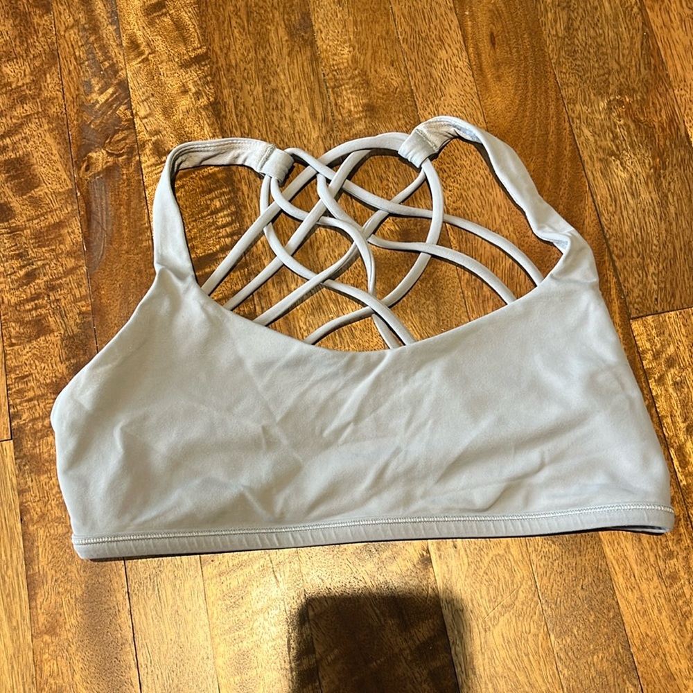 Grey lululemon Free to Be sports bra size 4